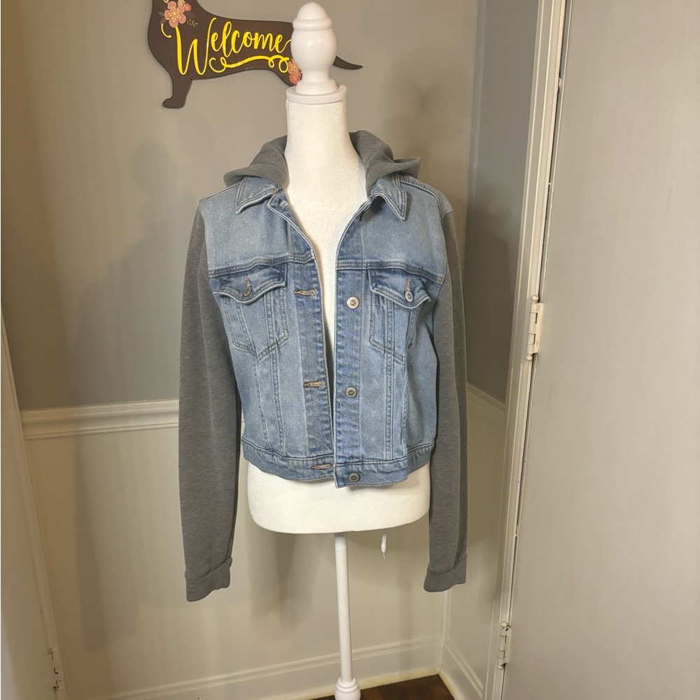 Hollister sweatshirt jean jacket